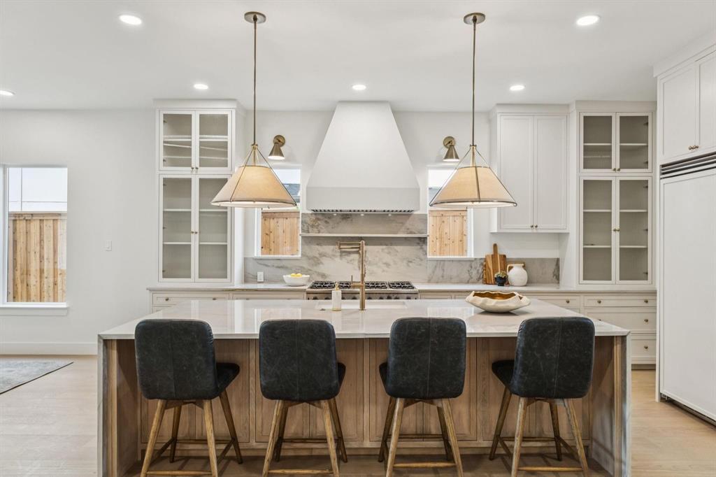 EDGEMONT PARK - Residential