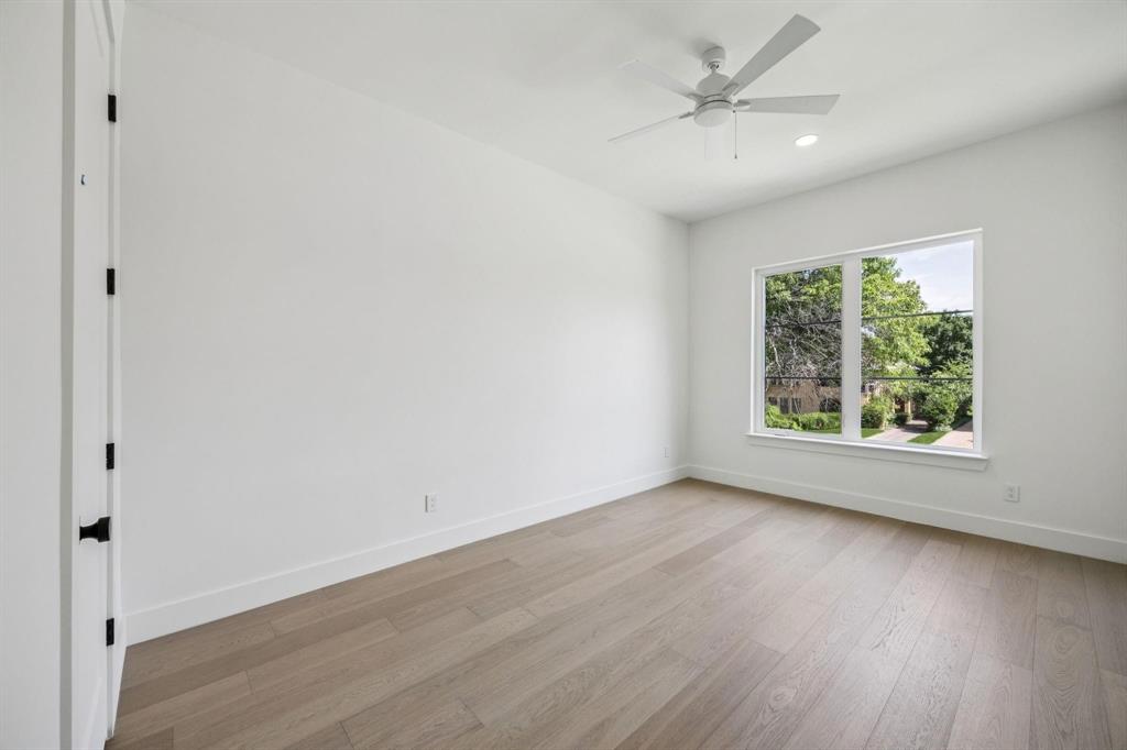 EDGEMONT PARK - Residential