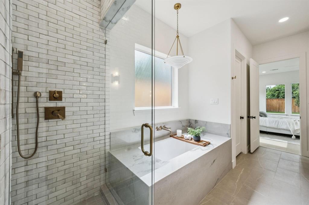 EDGEMONT PARK - Residential
