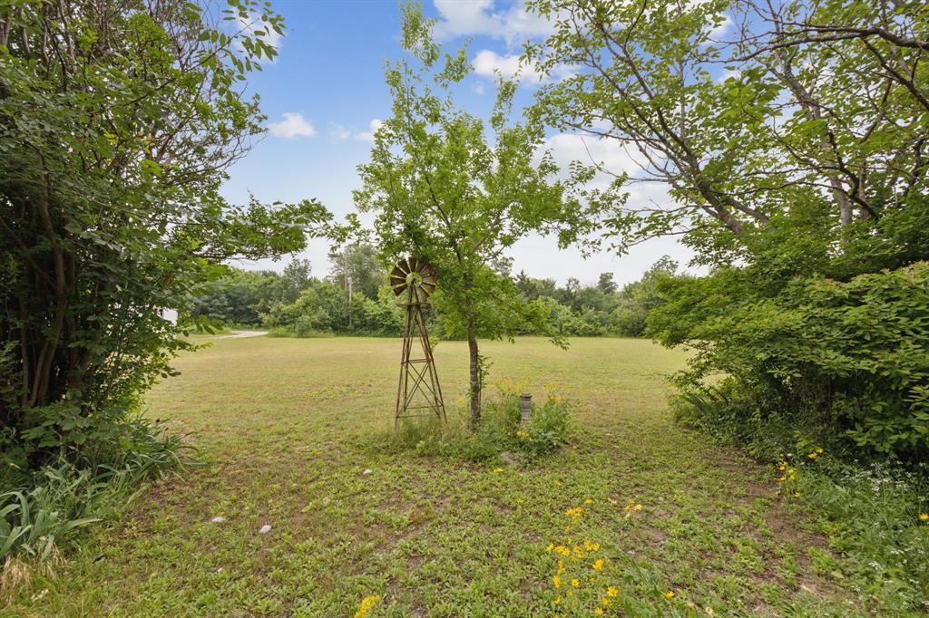 Ht Chenoweth Surv Abs #157 - Land