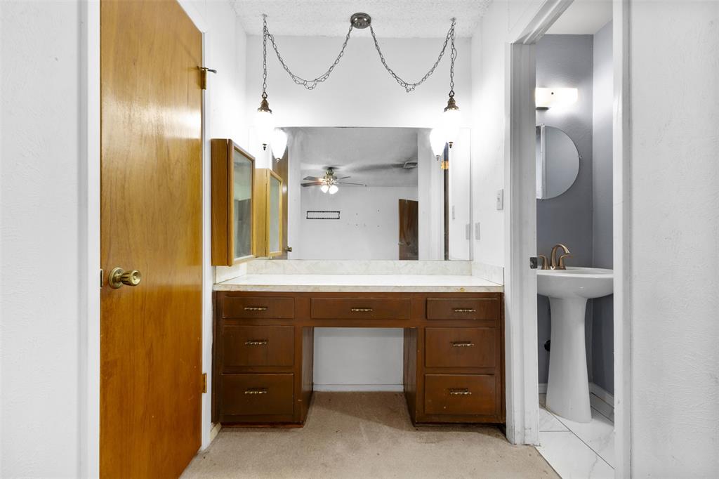 El Chico Rev - Residential