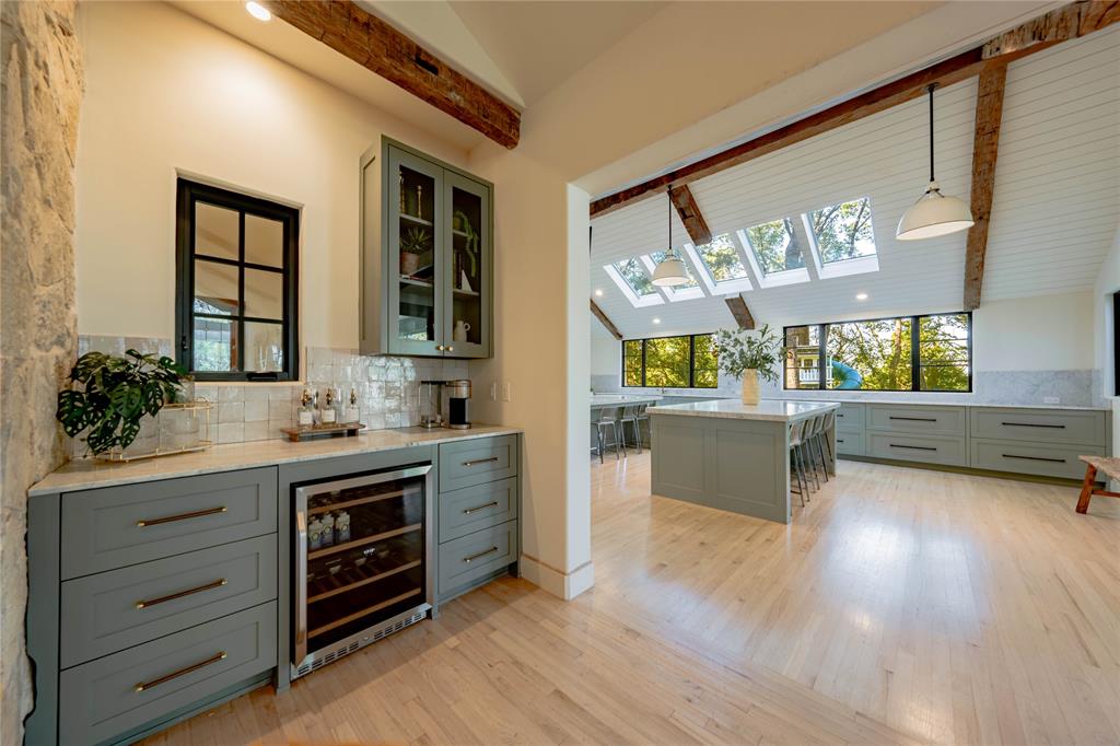 Drury Angelin 15 Labor Surv Ab - Residential