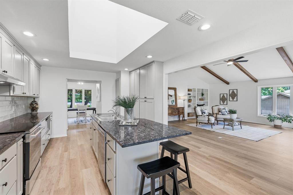 Decordova Bend Estates - Residential