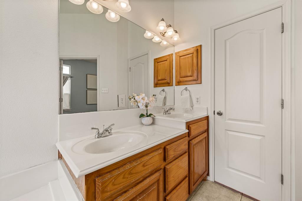 Lakes Of River Trails South - Residential