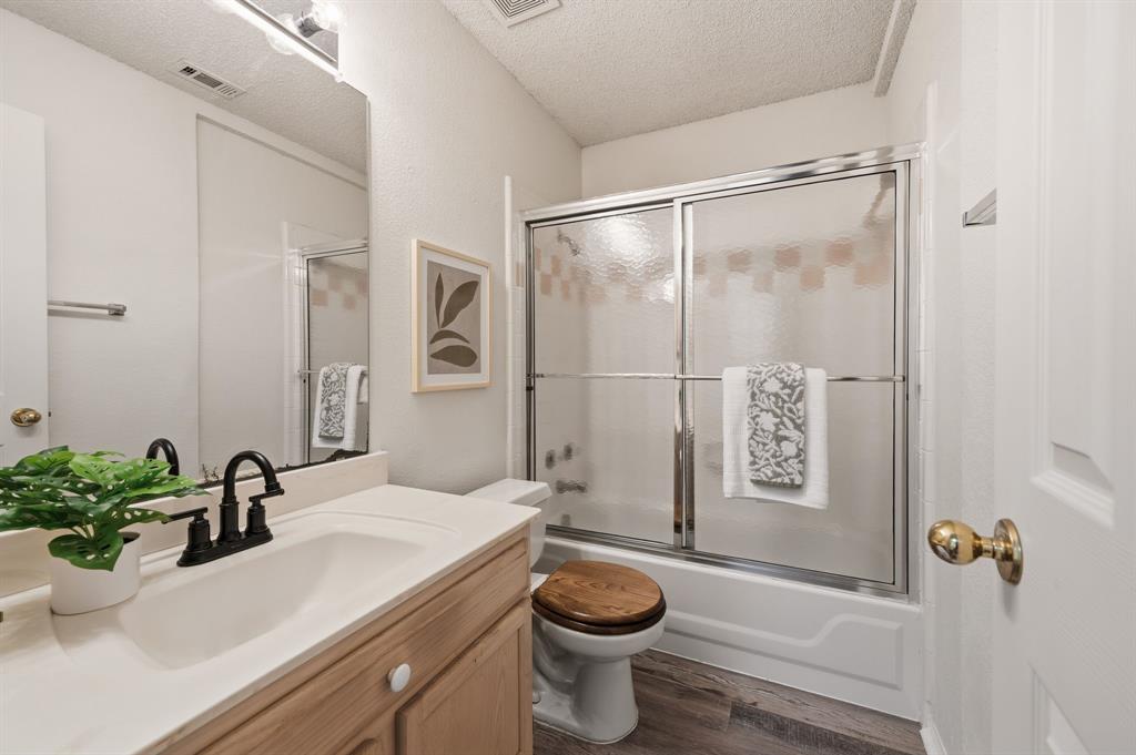 Huntington Village Ph III Add - Residential