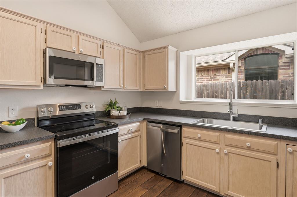 Huntington Village Ph III Add - Residential