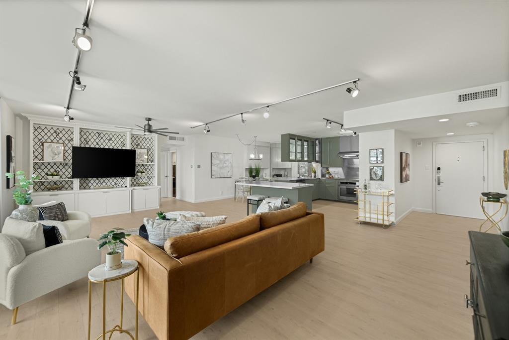 Park Towers Condominiums - Residential