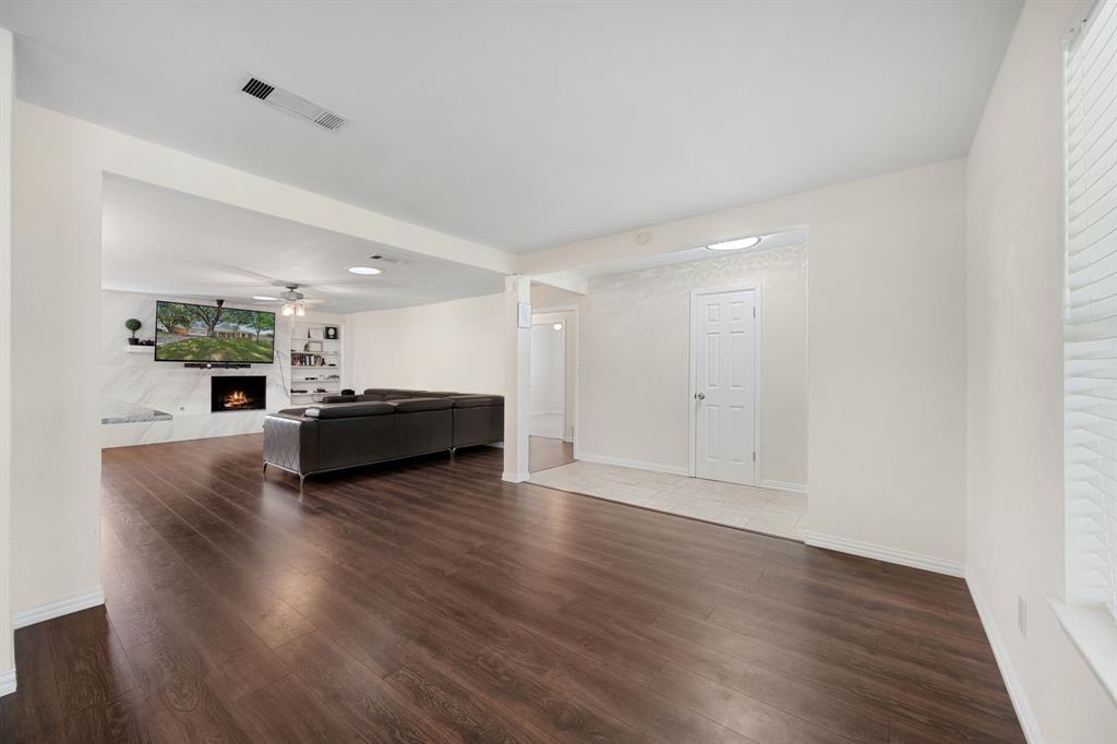 Wilshire Village Add - Residential