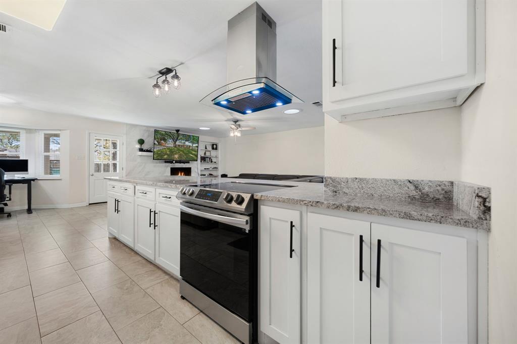 Wilshire Village Add - Residential