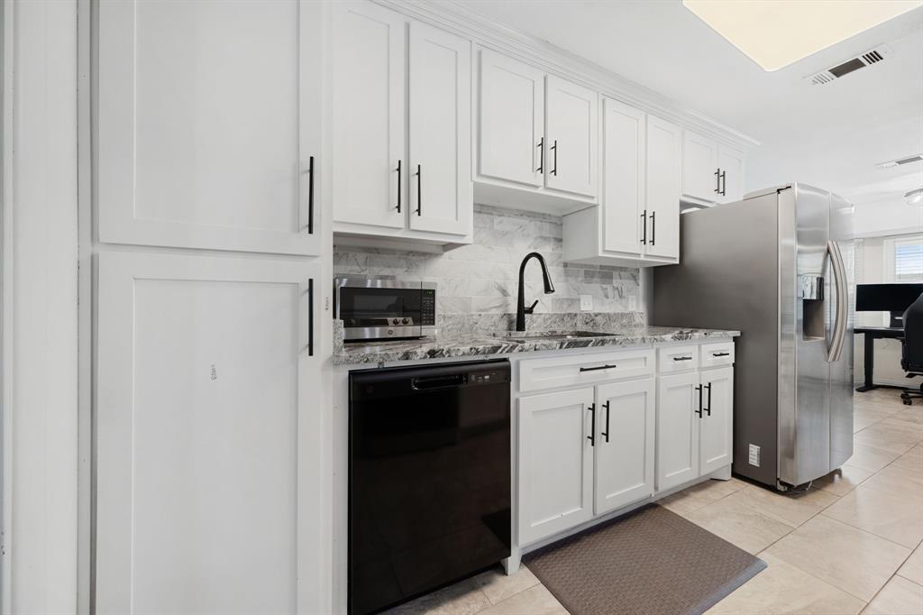 Wilshire Village Add - Residential