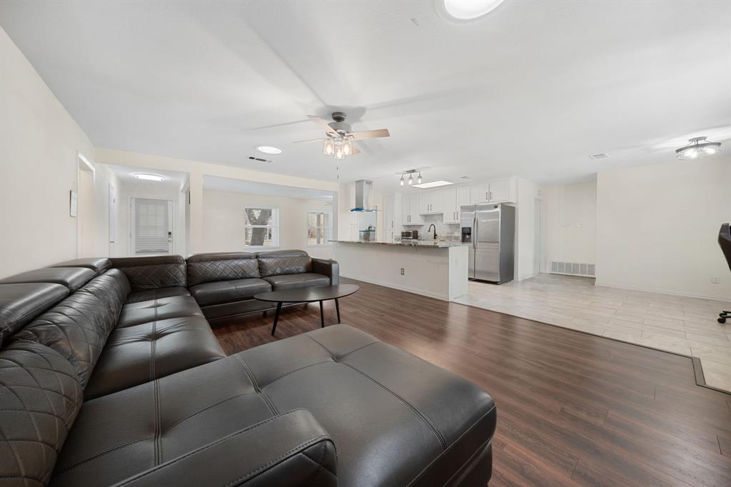 Wilshire Village Add - Residential