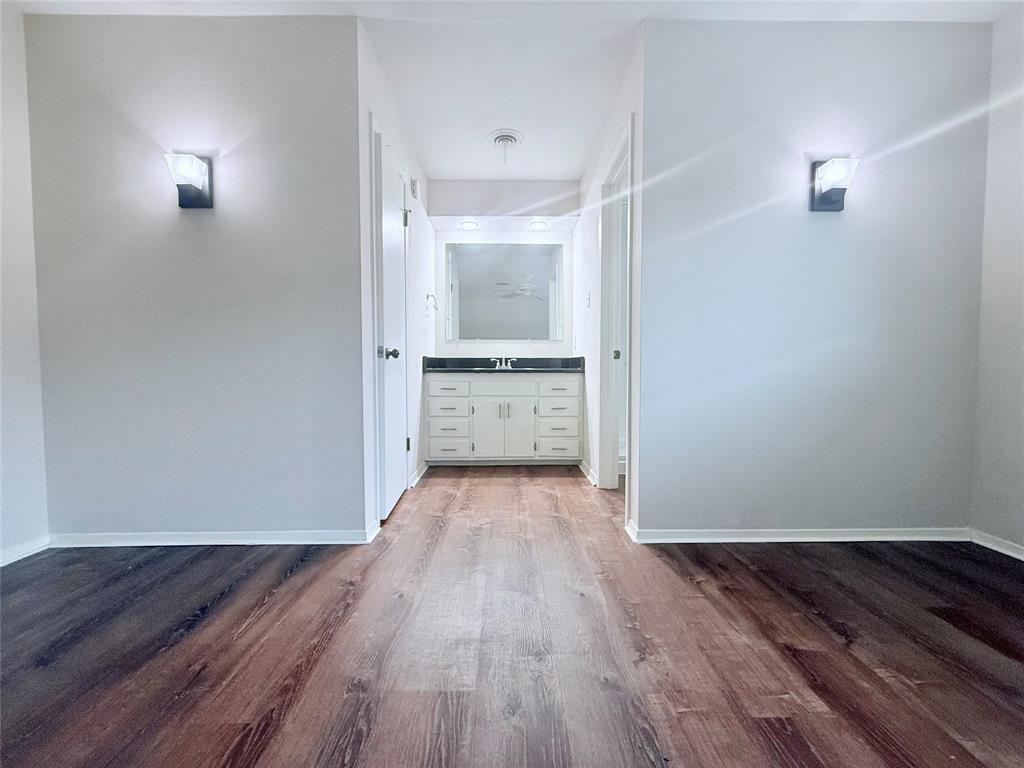 Simms J B 2nd Add - Residential