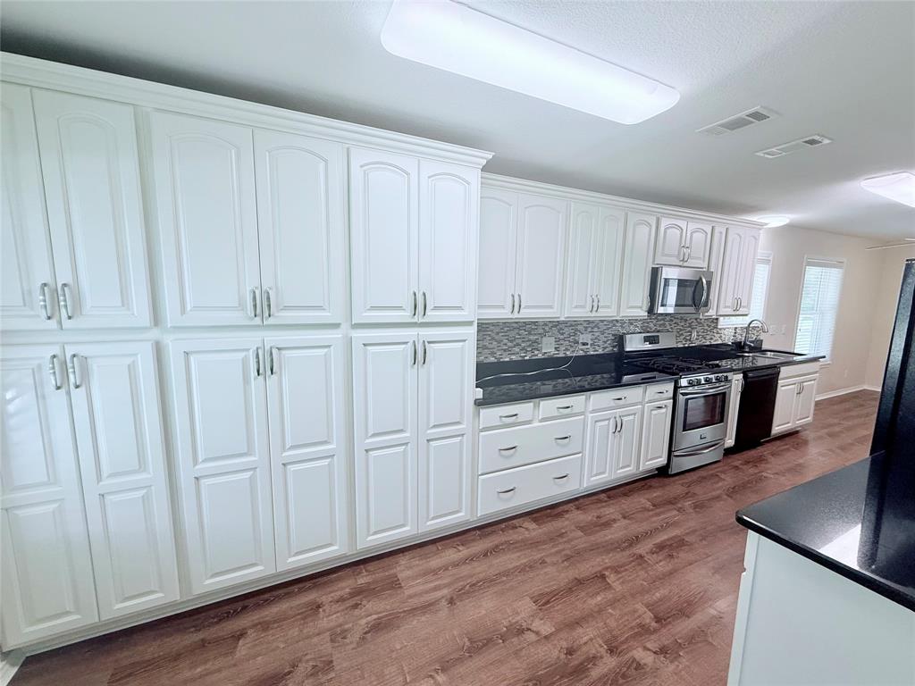 Simms J B 2nd Add - Residential
