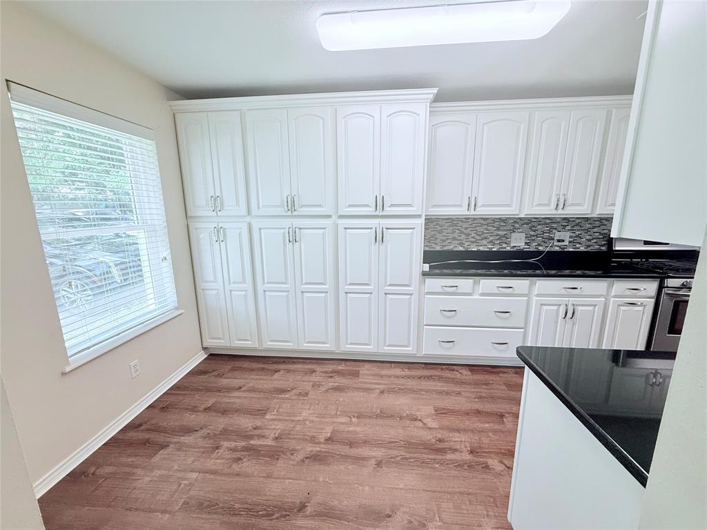 Simms J B 2nd Add - Residential