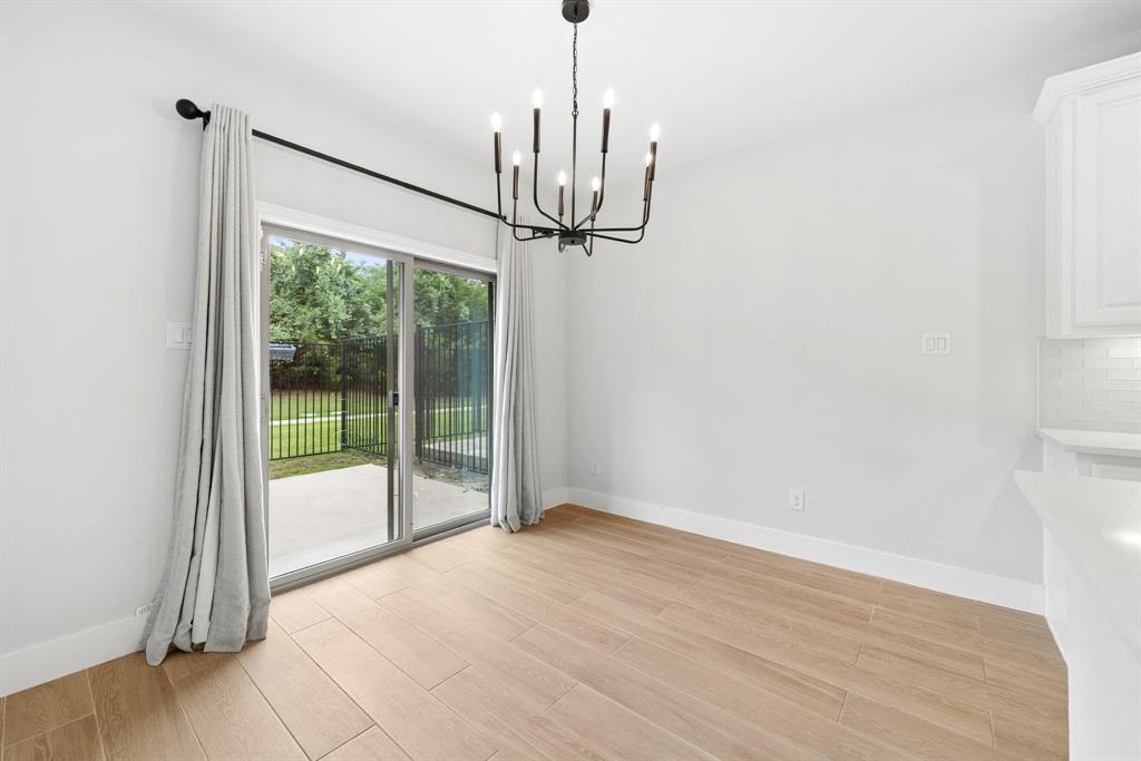 Courts At Sloan Creek - Residential