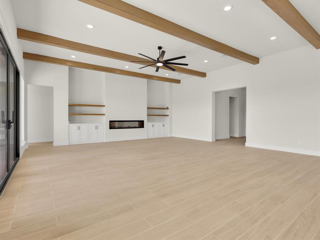 Bella Flora - Residential
