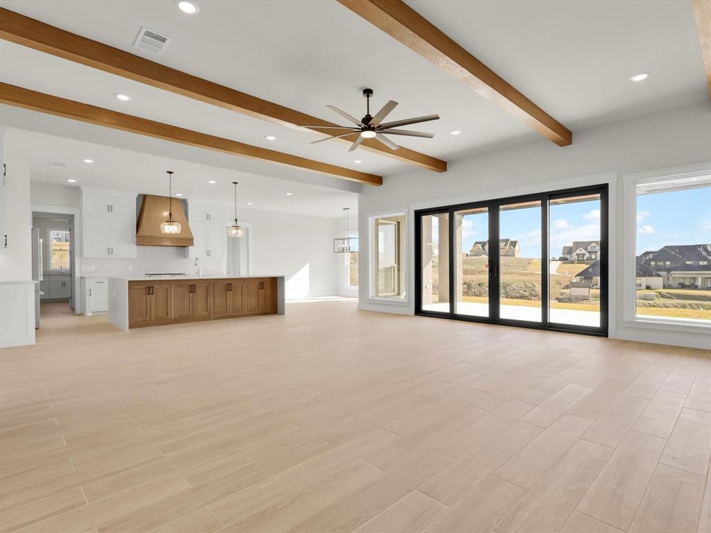 Bella Flora - Residential