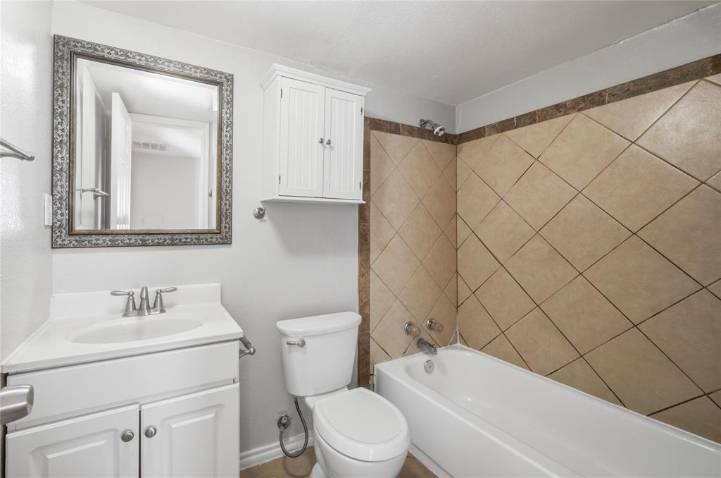 Elmwood Add 01 Instl - Residential