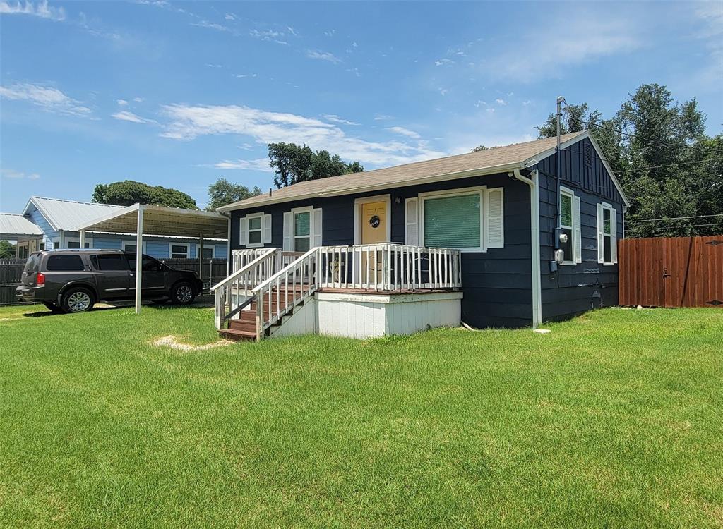 Location~Location~Location!  Just a few steps to private access to Brazos River.  This adorable cottage style home was fully renovated in 2022; Roof, HVAC, Flooring, Paint, Lighting, etc.  Asolutely charming home on a large lot in quiet small bay community.  Make this your retirement home, weekend get-away place or investment property.  Tastefully designed open layout home with lots of windows to brighten up your home or just open the windows and enjoy the fresh air.  The large lot, carport & front porch deck add to the many great attributes of this charming country style cottage.  Just minutes away from downtown historic Granbury, a great place to shop, dine & enjoy recreational fun.