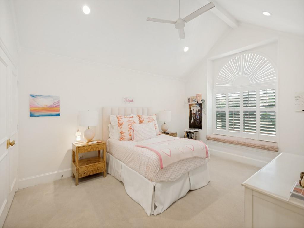 Kingsborough In Old Shepard Place - Residential