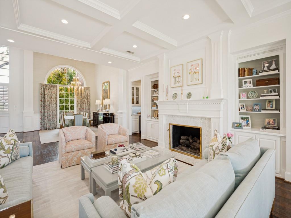 Kingsborough In Old Shepard Place - Residential