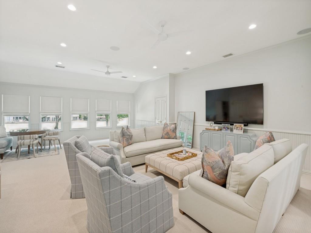 Kingsborough In Old Shepard Place - Residential