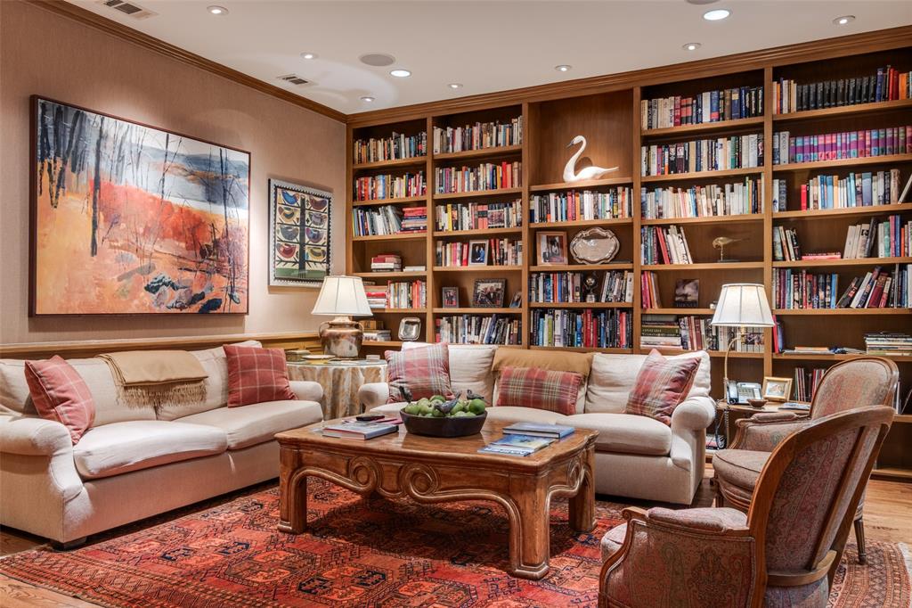 Briarwood Place - Residential