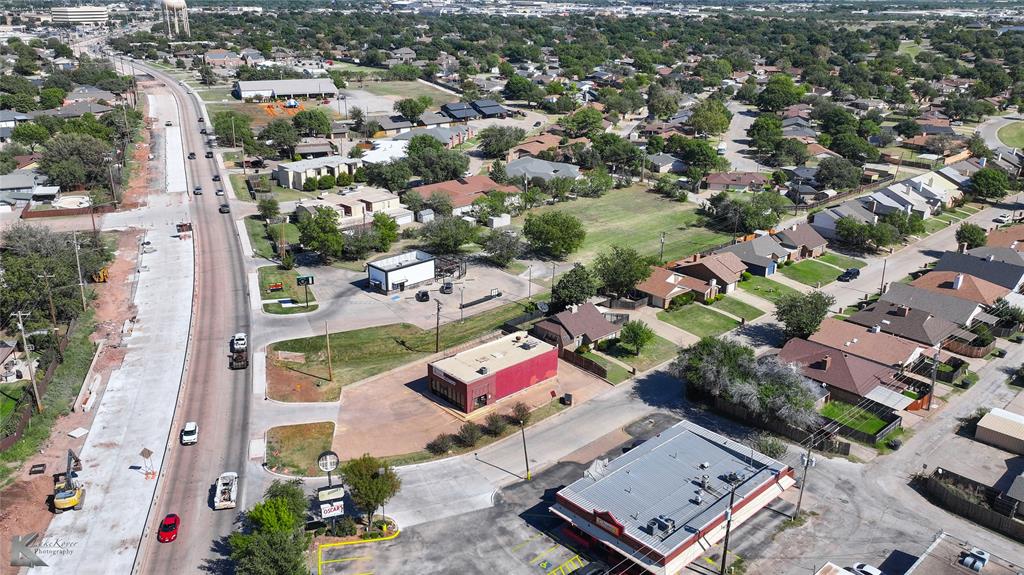 Button Willow Pkwy - Land