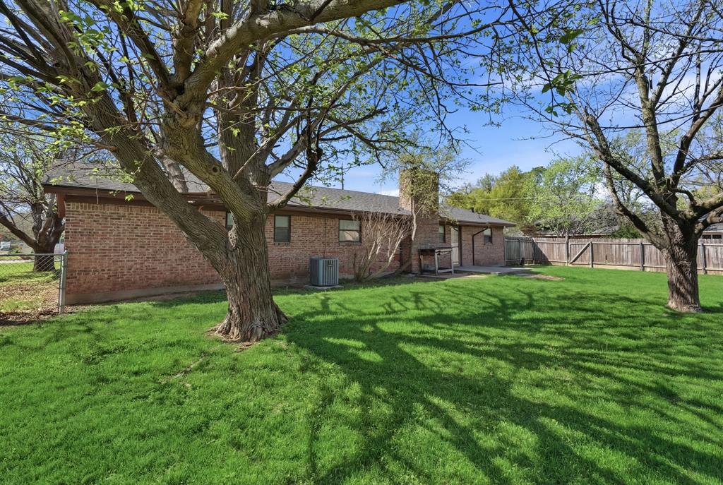Royal Oaks - Residential