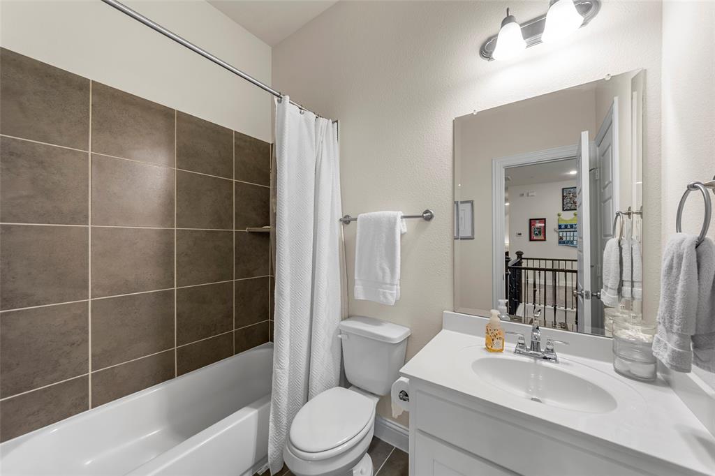 Lake Forest Ph Ia - Residential