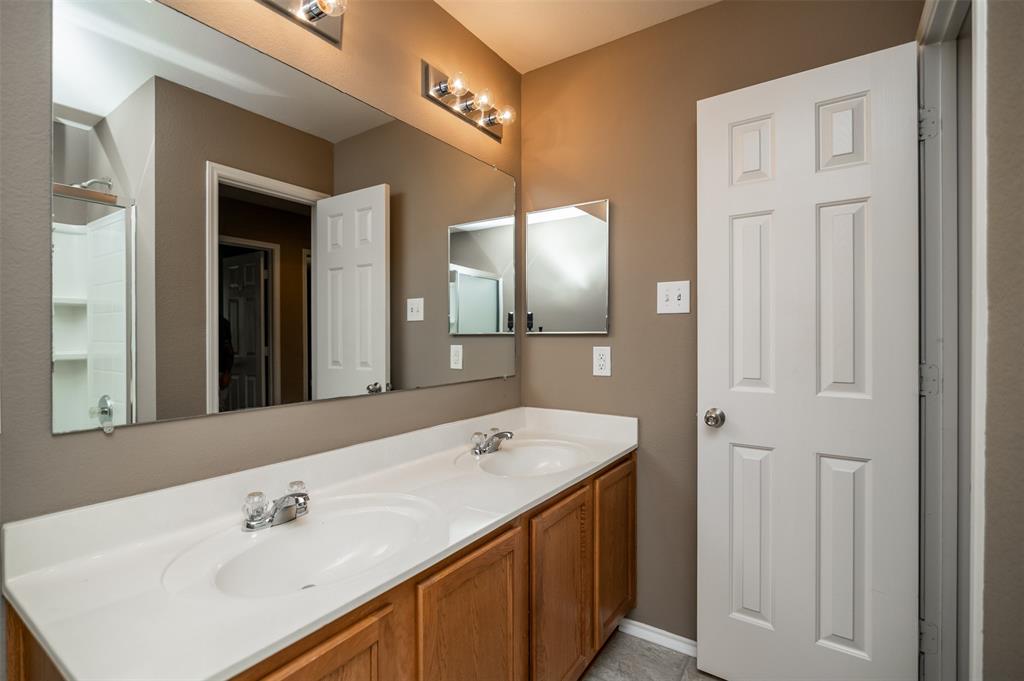 Creekside At Preston Ph 4a - Residential Lease