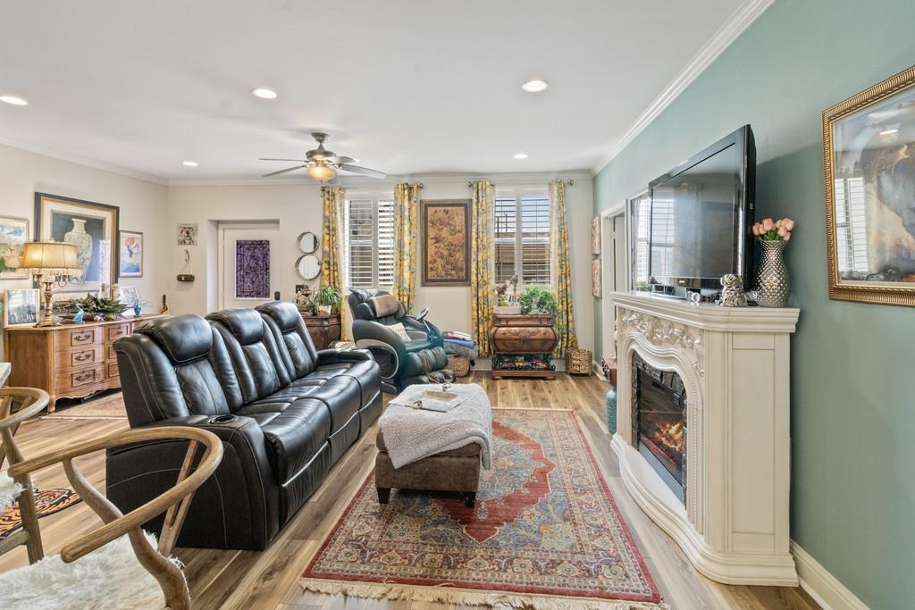 CORSICANA - Residential