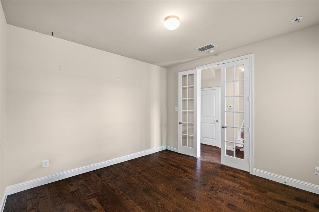 BELLAIRE VILLAGE - Residential