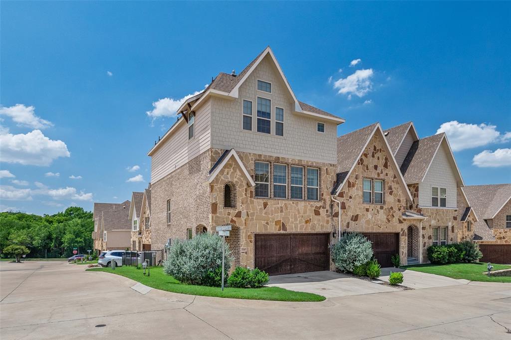 BELLAIRE VILLAGE - Residential
