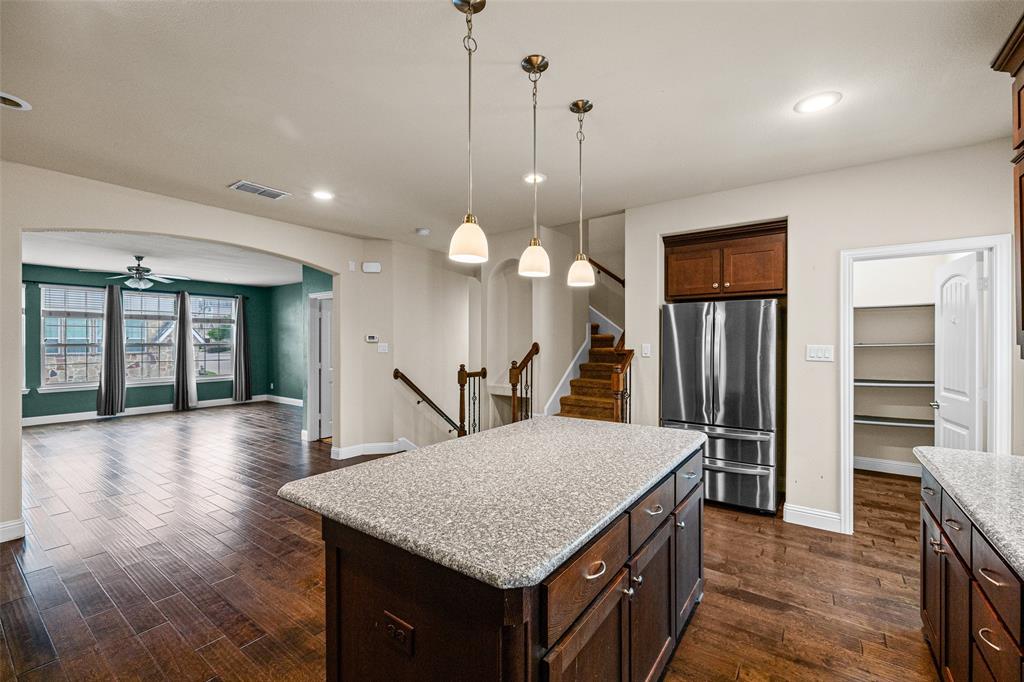 BELLAIRE VILLAGE - Residential