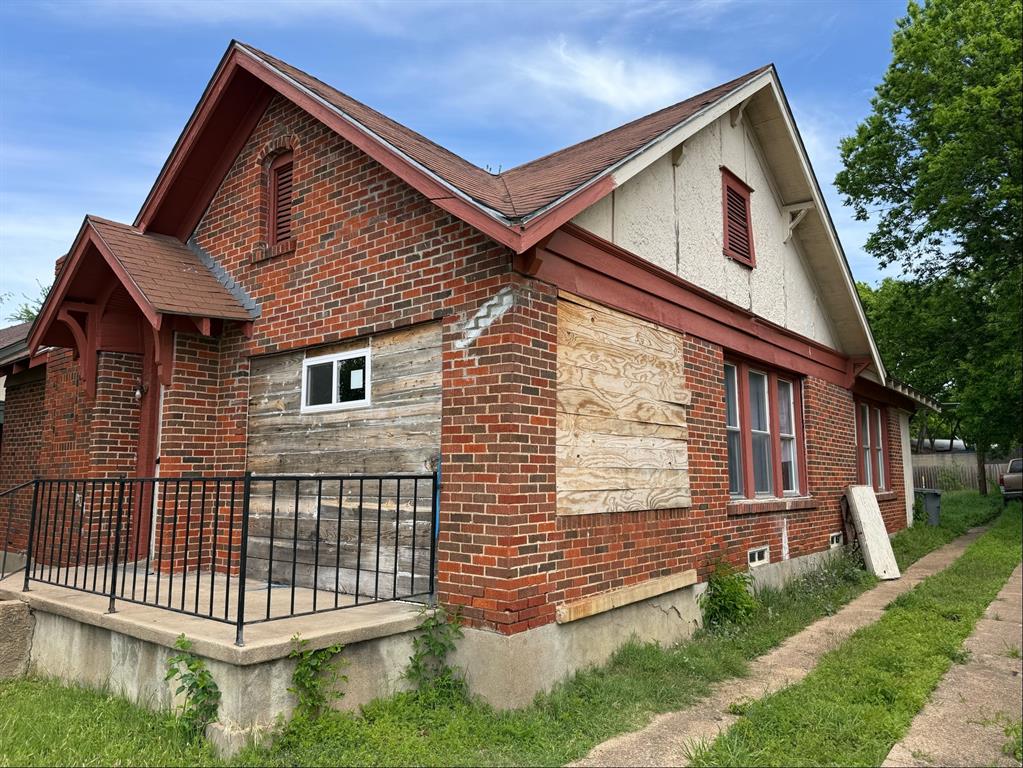 Cedar Crest - Residential