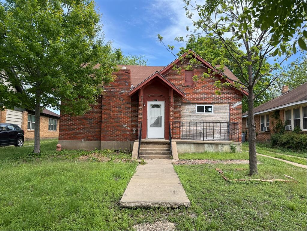 INVESTOR SPECIAL! Rare opportunity to acquire a true fixer upper on a large lot with tremendous upside potential. This AS IS property is ideal for investors, flippers, landlords, buy and hold investors, BRRRR operators, seller finance investors, and cash buyers looking for their next project. Property needs rehab, repairs, updates, and TLC throughout but offers strong value-add potential for the right buyer. Whether your strategy is a full renovation and resale, fixxer upper, long-term rental, owner finance exit, or portfolio addition, this property presents multiple investment opportunities. Seller is motivated and ready to make a deal but will make absolutely no repairs. Bring your contractor, bring your vision, and bring all offers. Conveniently located with easy access to major highways, shopping, dining, and employment centers. Priced for a quick sale and offered strictly AS IS, WHERE IS. Cash and hard money financing only. No blind offers. Buyer and Buyer's Agent to independently verify all information, including condition, square footage, room dimensions, schools, restrictions, and development potential. Information deemed reliable but not guaranteed.