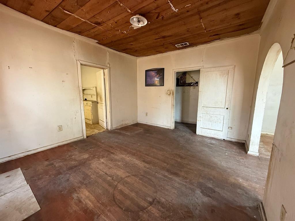 Cedar Crest - Residential