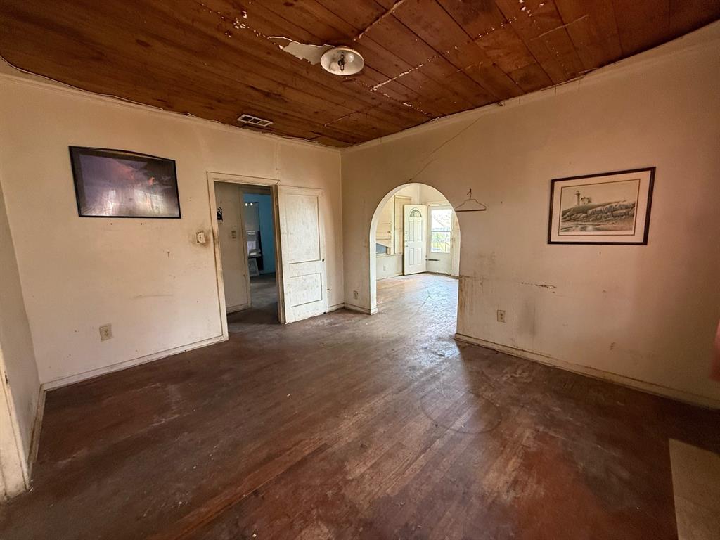 Cedar Crest - Residential