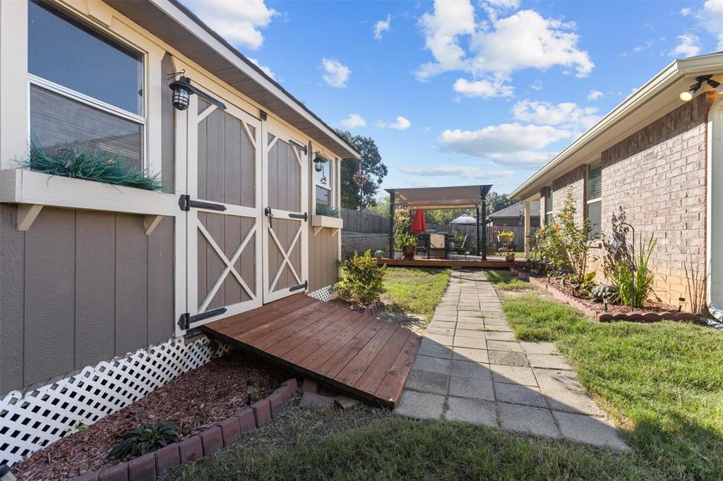 Mission Crest - Residential
