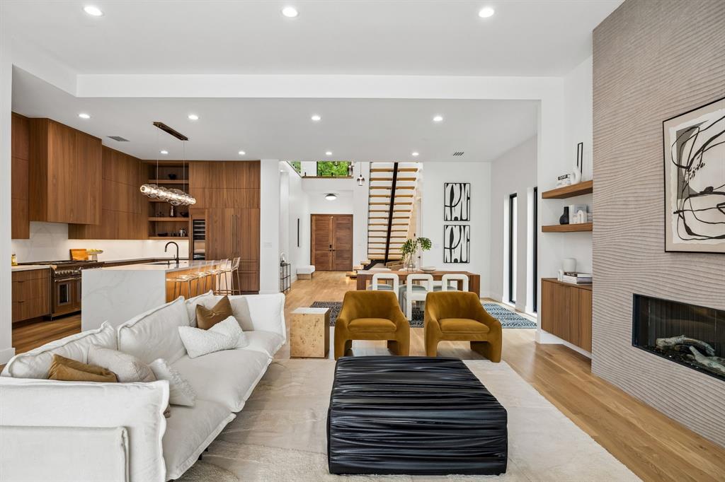 Wilshire Heights - Residential