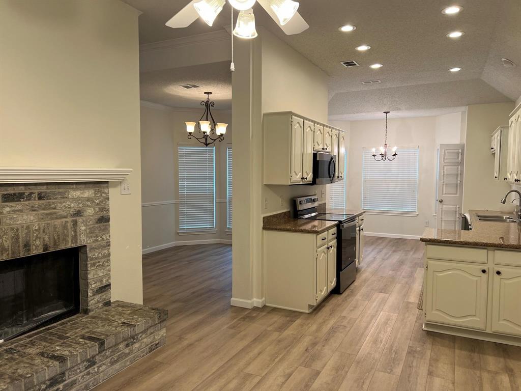 Hunters Gate - Residential Lease