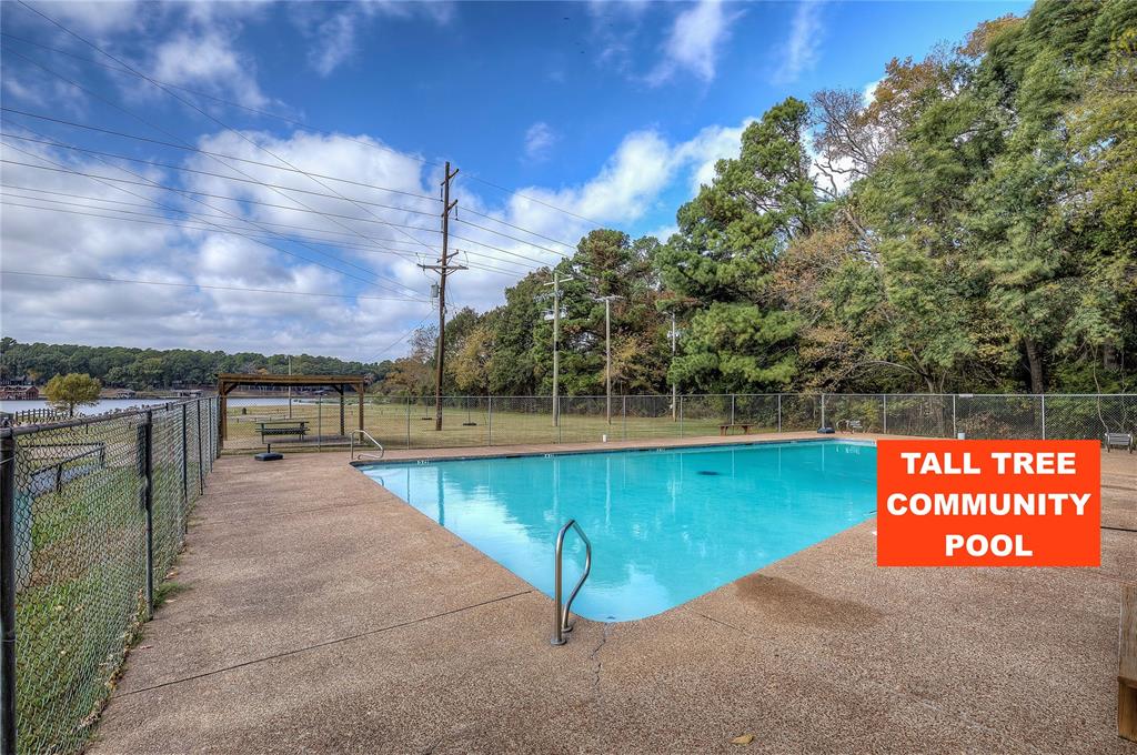 Tall Tree - Residential