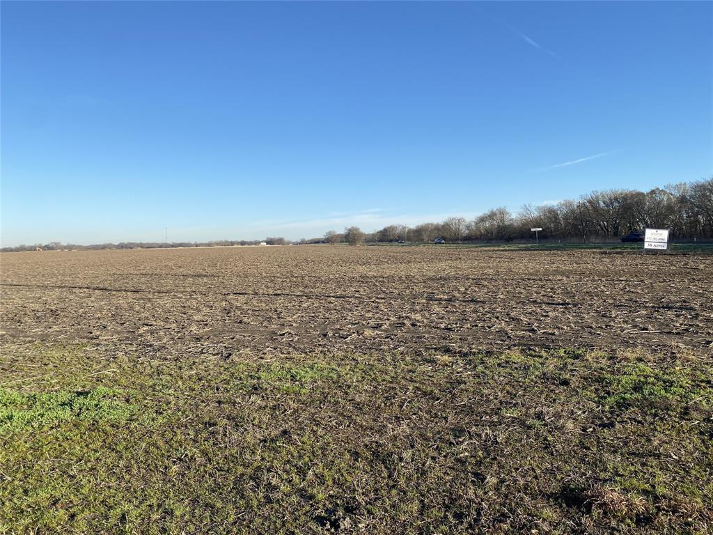 Excellent commercial corner in fast growing Van Alstyne.  Property is zoned C-1 for commercial and office uses. All utilities available. Great development tract.  Adjoins new Rolling Ridge subdivision.