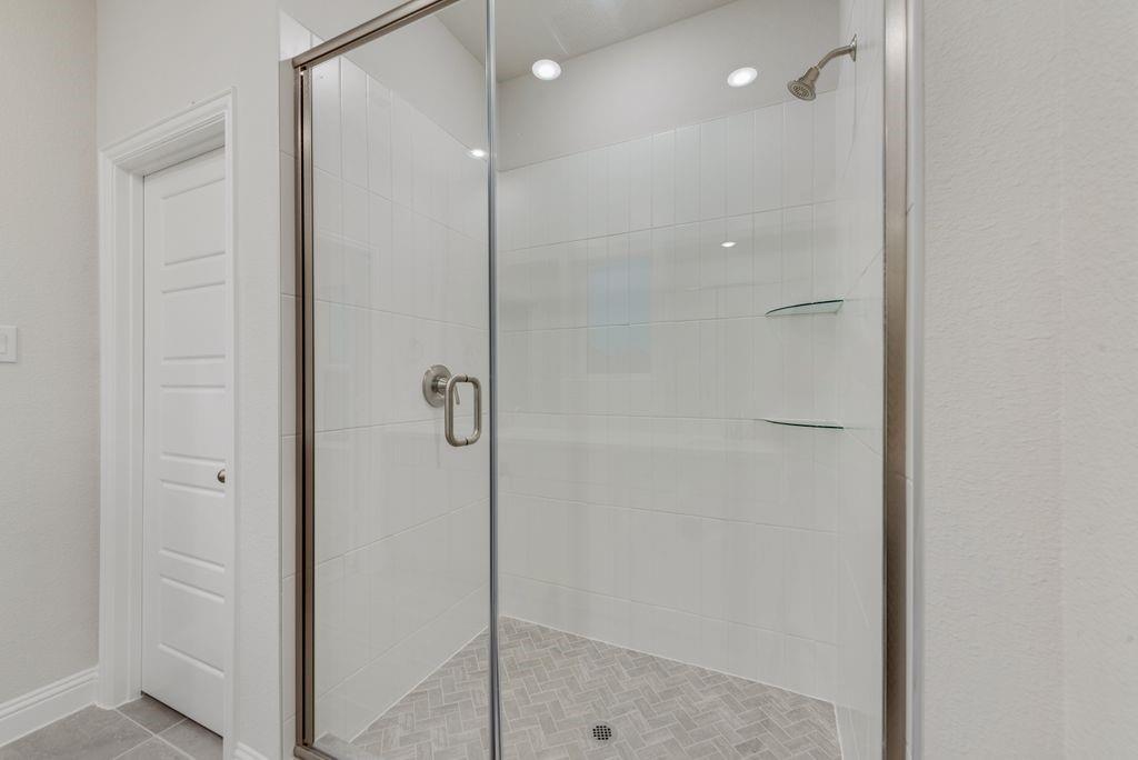 CREEKSIDE PH V - Residential