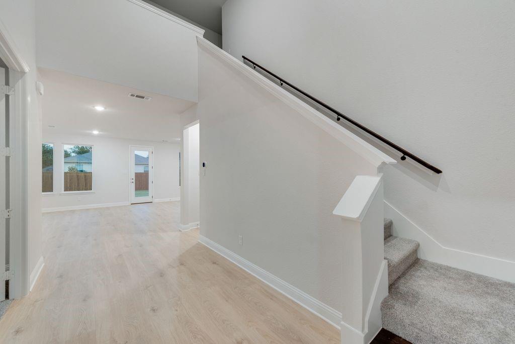 CREEKSIDE PH V - Residential