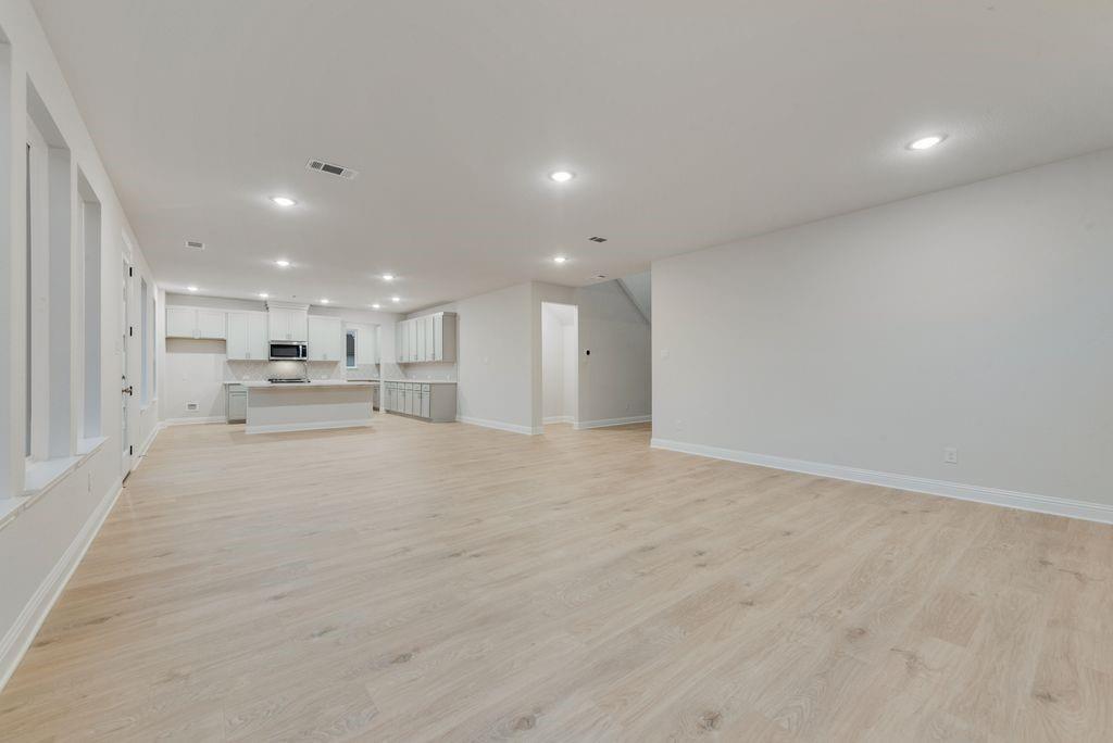 CREEKSIDE PH V - Residential