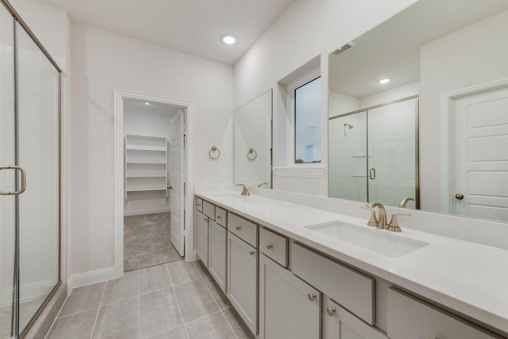 CREEKSIDE PH V - Residential