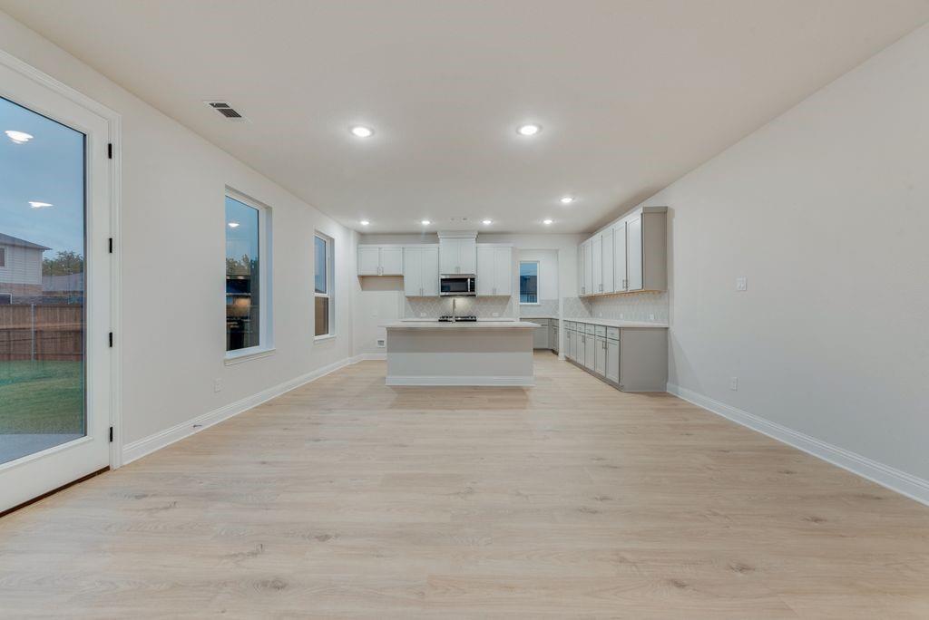 CREEKSIDE PH V - Residential