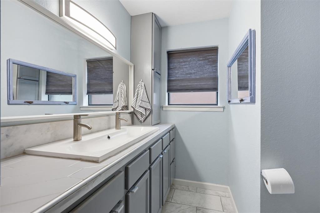 Holiday East Add - Residential